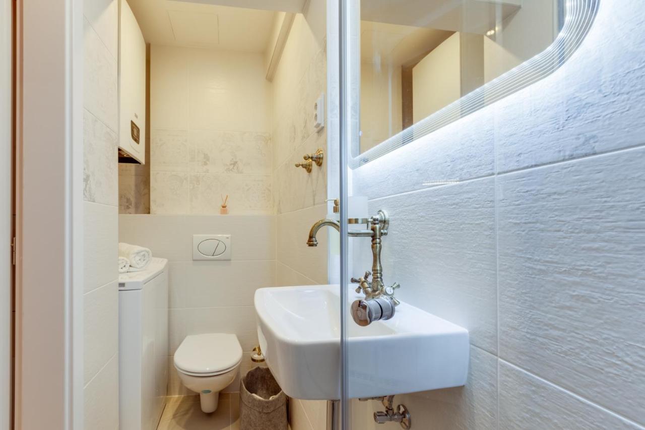 Dream Duplex On Riverside Praga Esterno foto